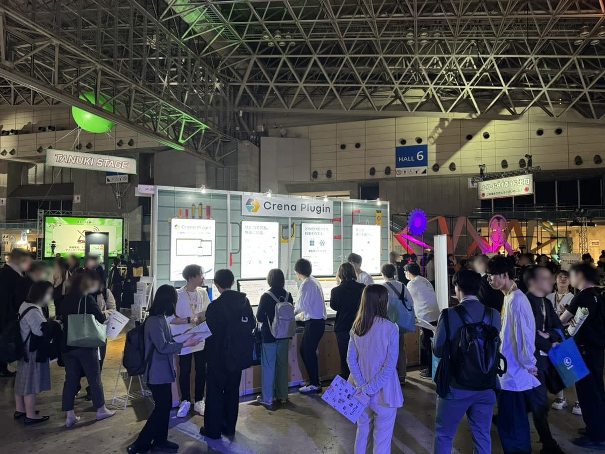 Crenaブースの展示の様子