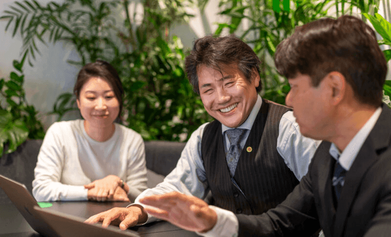 和上ホールディングス 様 「Crena Plugin with k-Report」導入事例のご紹介